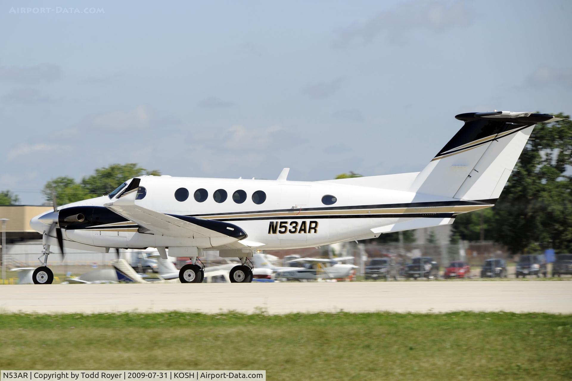 N53AR, 1998 Raytheon B200 King Air C/N BB-1629, Landing 27 at OSH