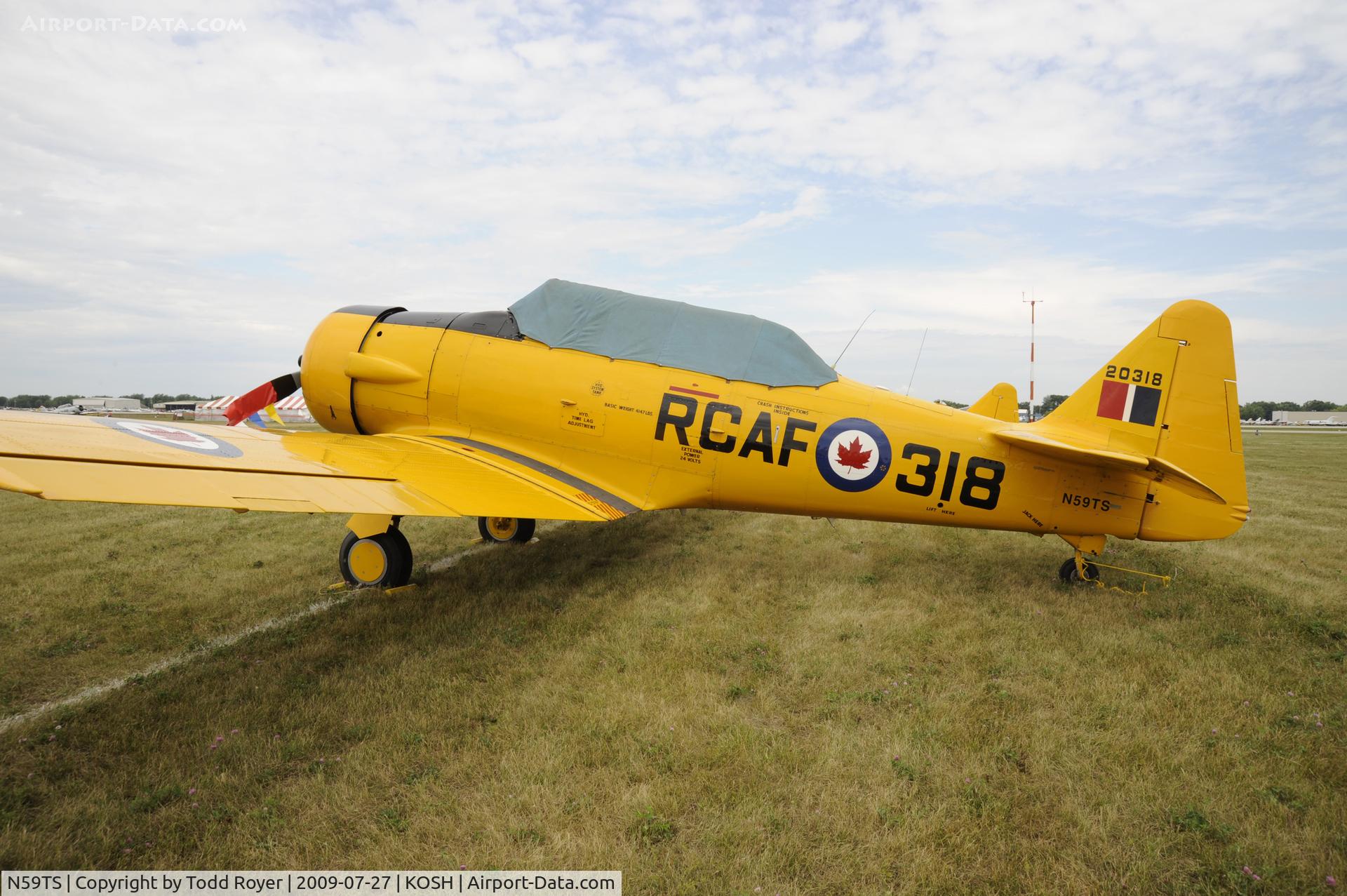 N59TS, 1952 Canadian Car & Foundry Harvard MK IV C/N CCF4-109, Oshkosh EAA Fly-in 2009