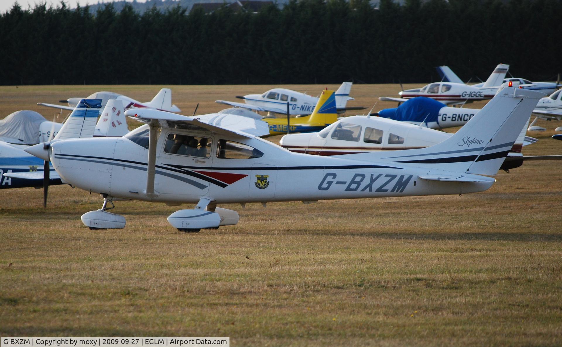 G-BXZM, 1998 Cessna 182S Skylane C/N 18280310, Cessna 182S at White Waltham
