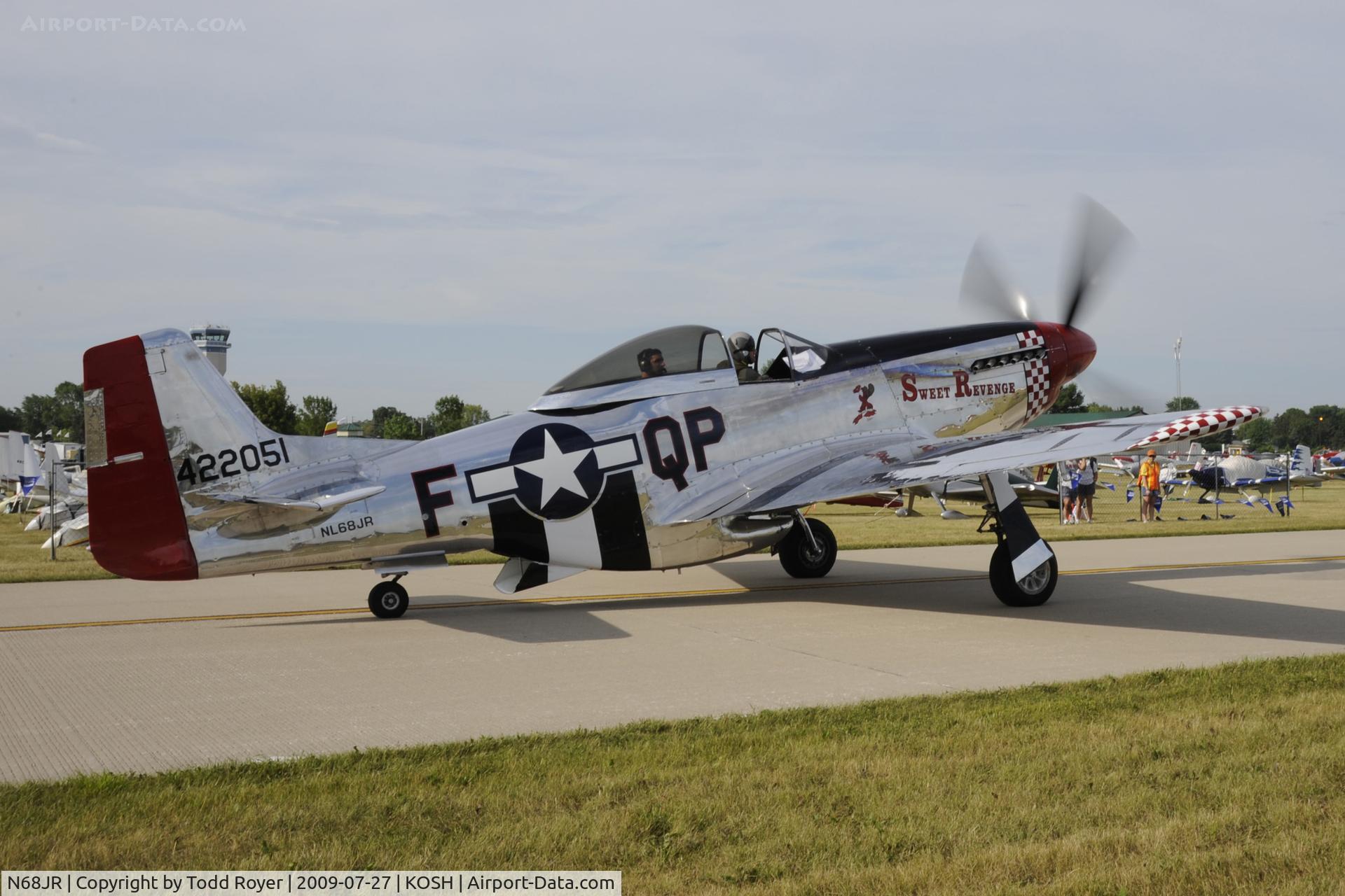 N68JR, 1944 North American P-51D Mustang C/N 44-72051, Taxi to parking