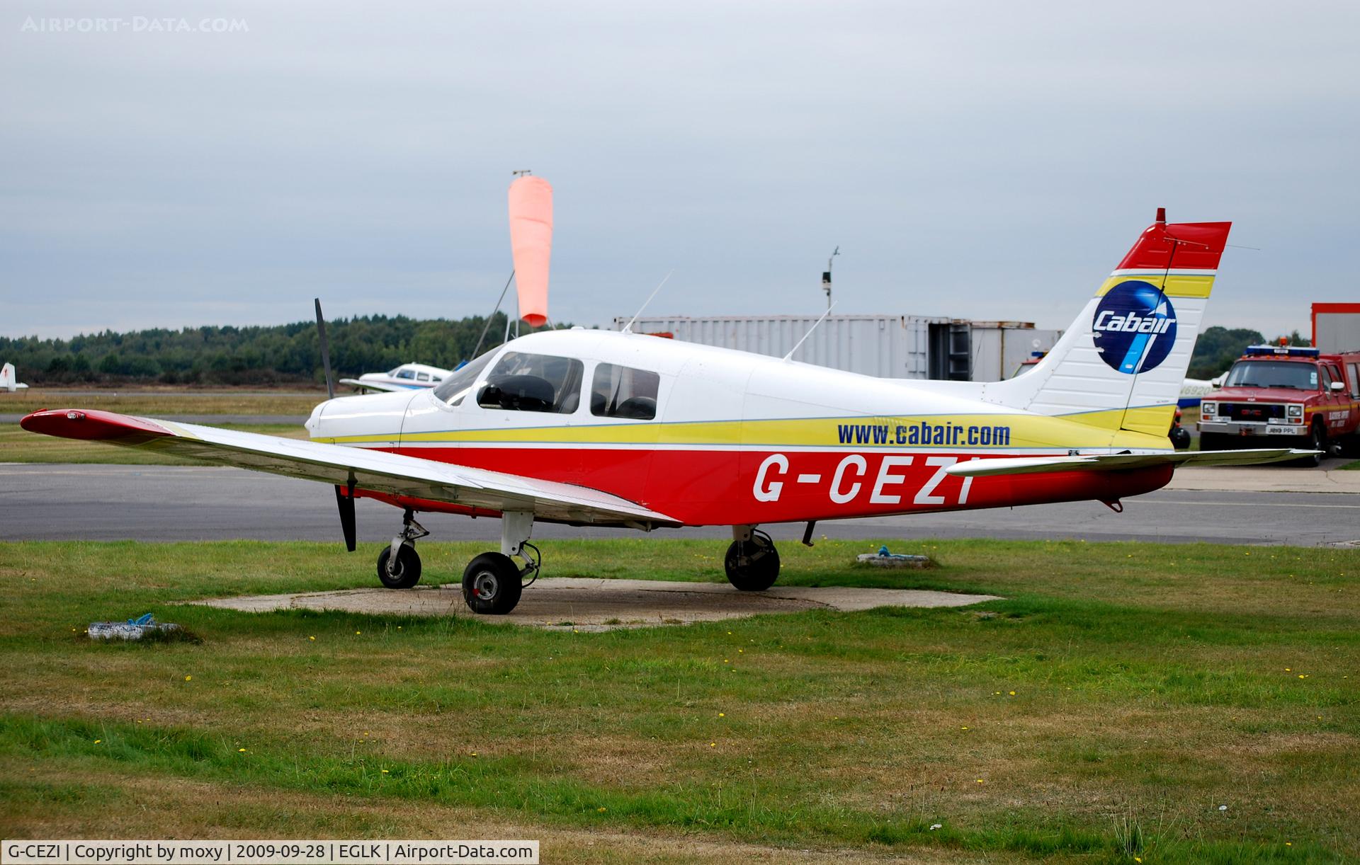 G-CEZI, 1989 Piper PA-28-161 Cadet C/N 2841228, Piper PA-28-161 at Blackbushe