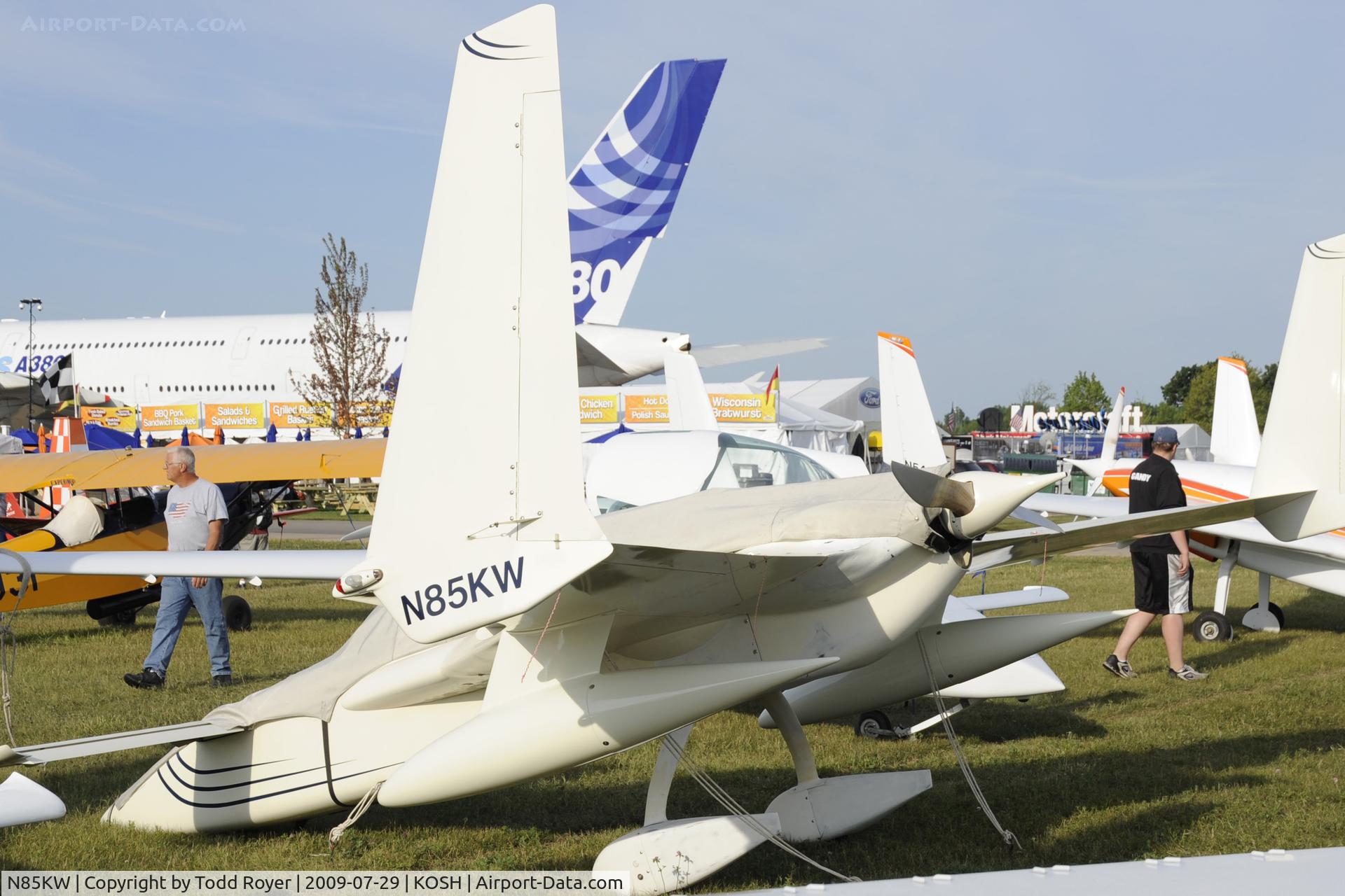N85KW, 1987 Rutan Long-EZ C/N 1618, Oshkosh EAA Fly-in 2009