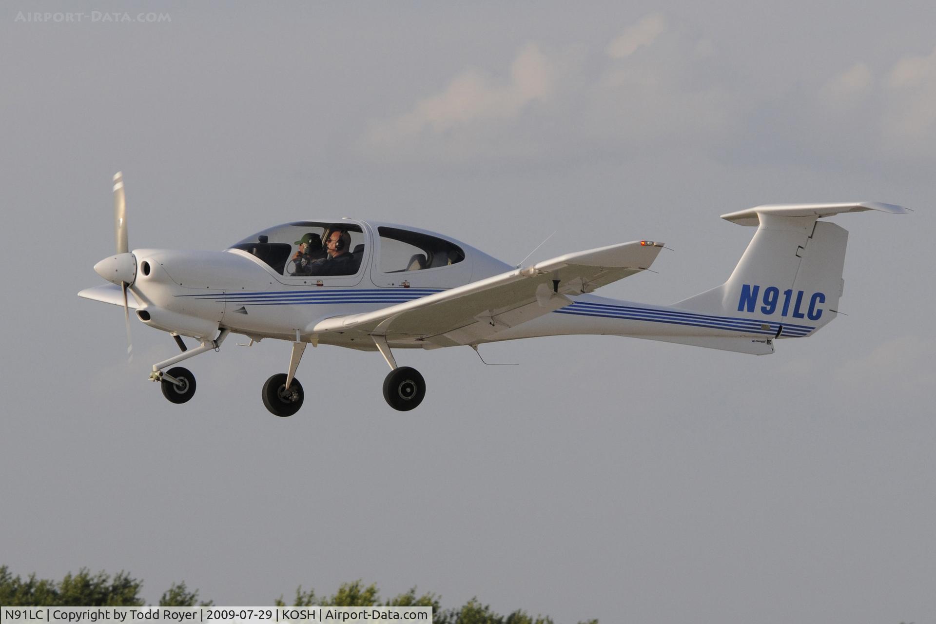 N91LC, 2005 Diamond DA-40F Diamond Star C/N 40.FC002, Departing OSH on 27
