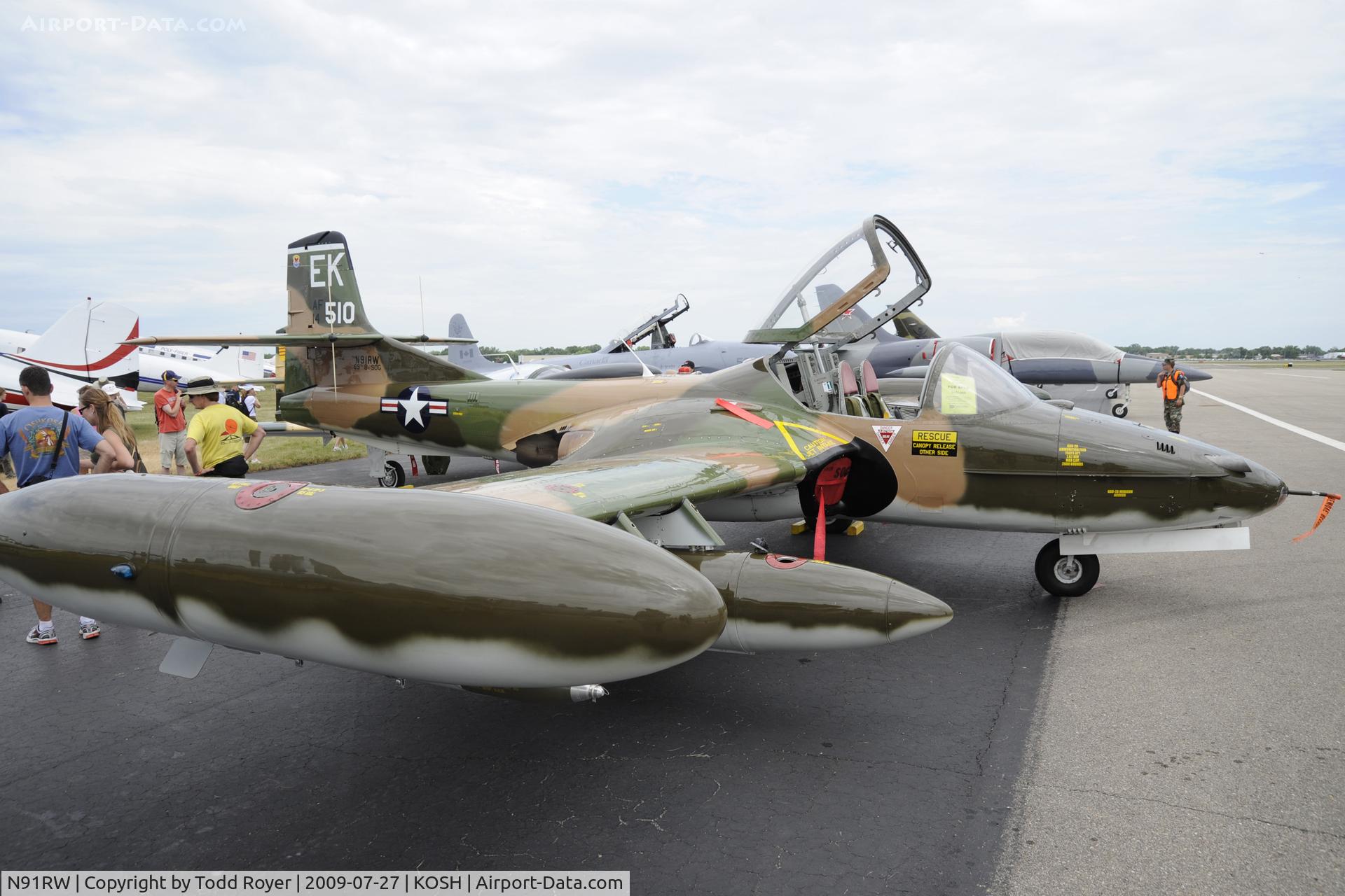 N91RW, Cessna A-37A Dragonfly C/N 40026, Oshkosh EAA Fly-in 2009
