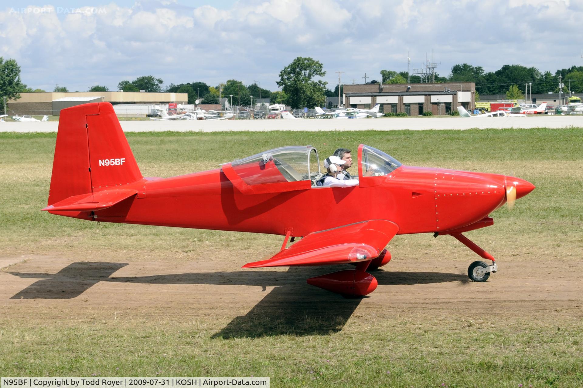 N95BF, 2006 Vans RV-9A C/N 90414, Taxi for departure