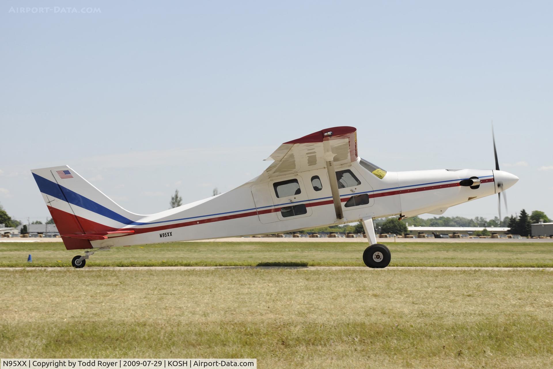 N95XX, 2001 Aerocomp Comp Air 7 SL C/N 017257SL, Taxi for departure