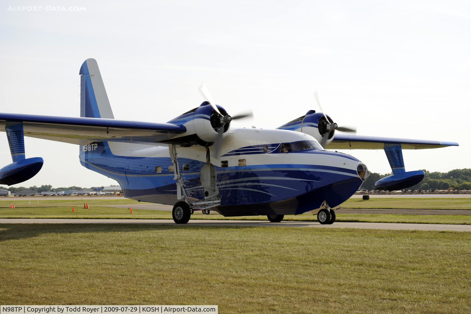 N98TP, 1951 Grumman HU-16B Albatross C/N G-243, Taxi to parking