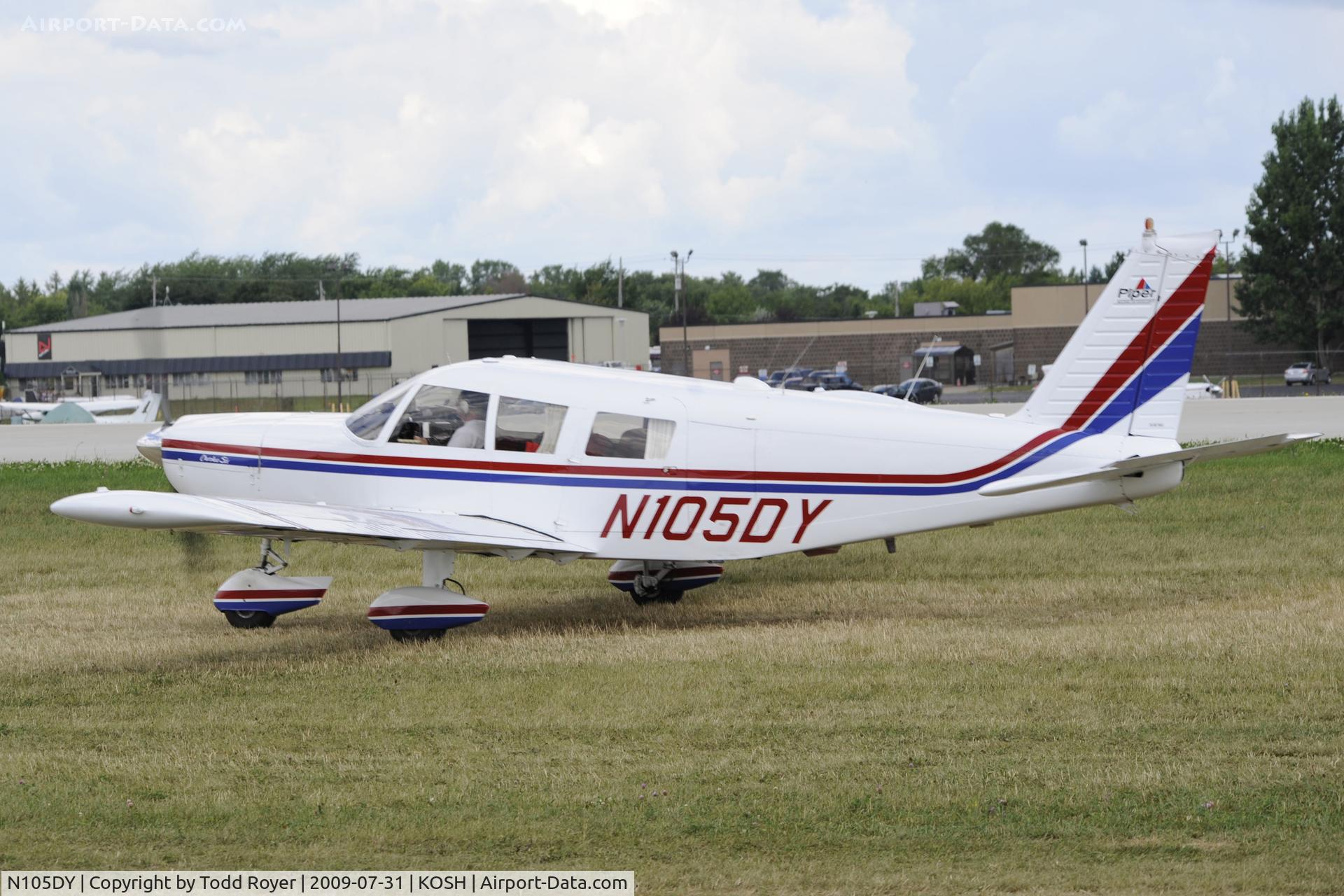 N105DY, 1966 Piper PA-32-260 Cherokee Six Cherokee Six C/N 32-467, Taxi to parking