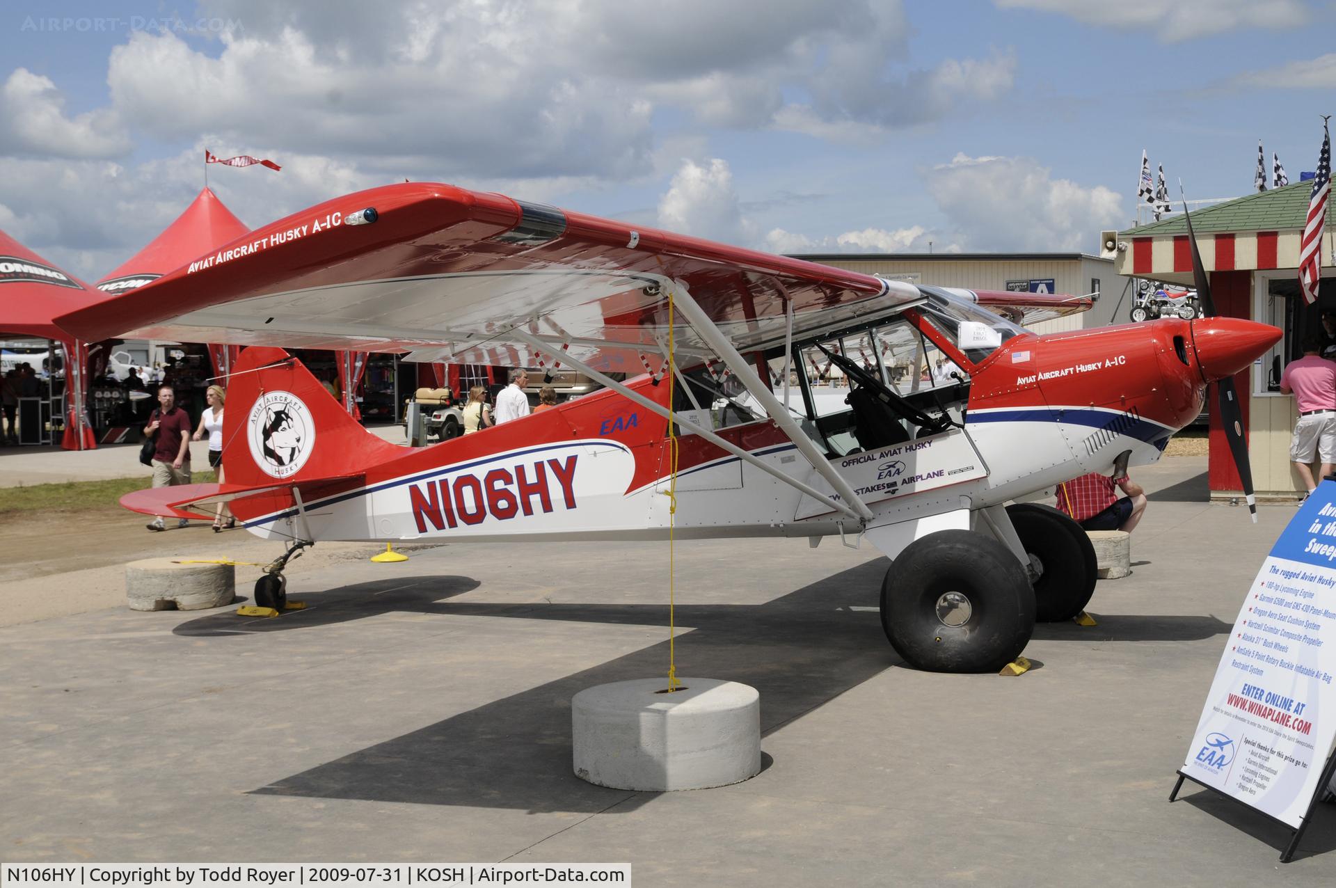 N106HY, 2009 Aviat A-1C-180 Husky C/N 3062, Oshkosh EAA Fly-in 2009