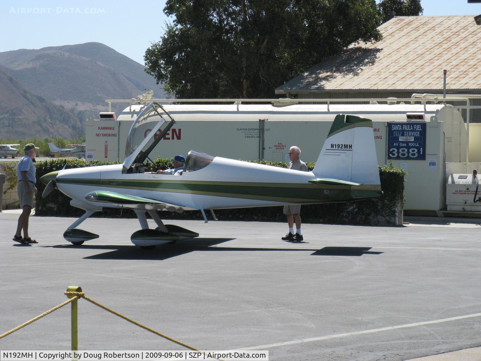 N192MH, 2005 Vans RV-9A C/N 90556, 2005 Holland VAN's RV-9A, Lycoming O-320 160 Hp, refueling