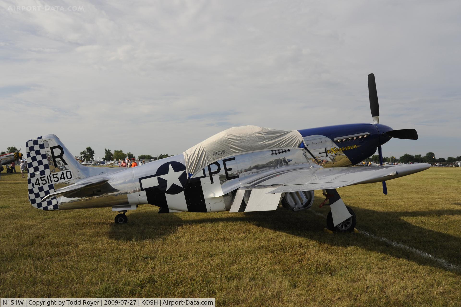N151W, 1945 North American F-51D Mustang C/N 124-48293, Oshkosh EAA Fly-in 2009