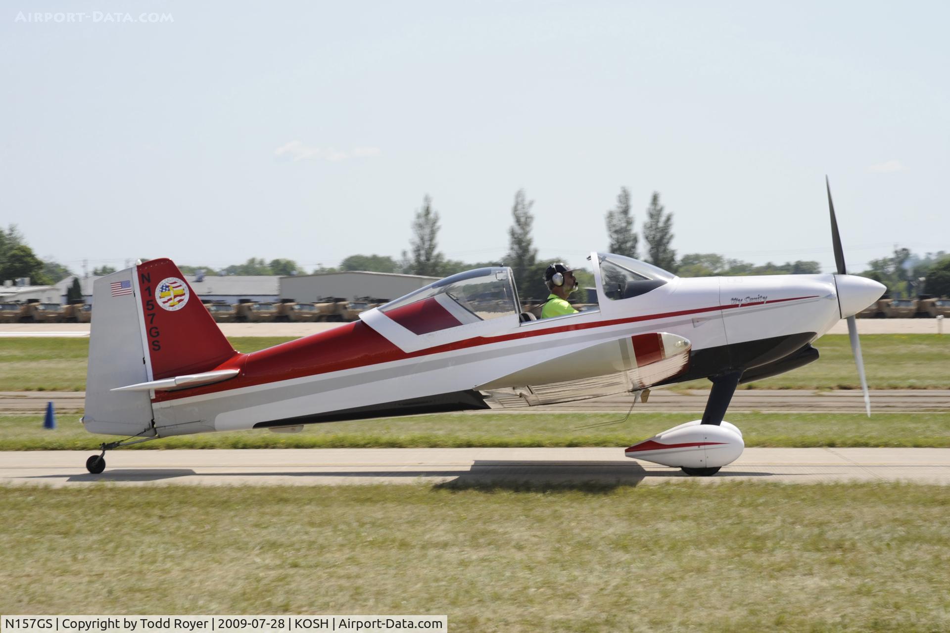 N157GS, 1997 Vans RV-6 C/N 20480, Taxi for departure