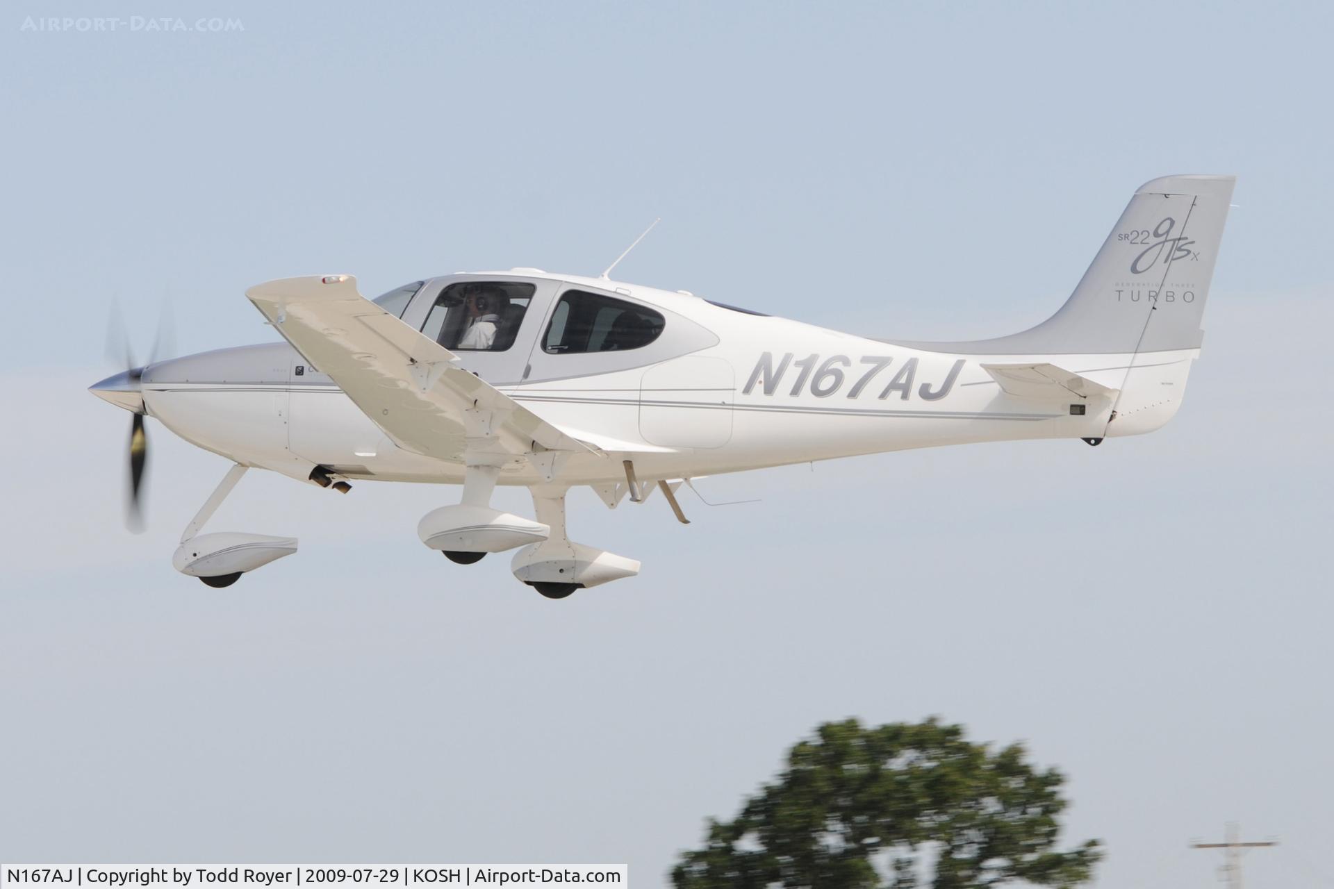 N167AJ, 2008 Cirrus SR22 GTSX Turbo C/N 3218, Departing OSH on 27