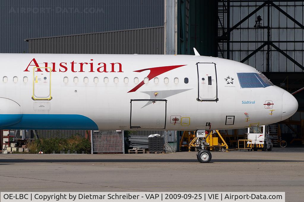 OE-LBC, 1996 Airbus A321-111 C/N 581, Austrian Airlines Airbus 321