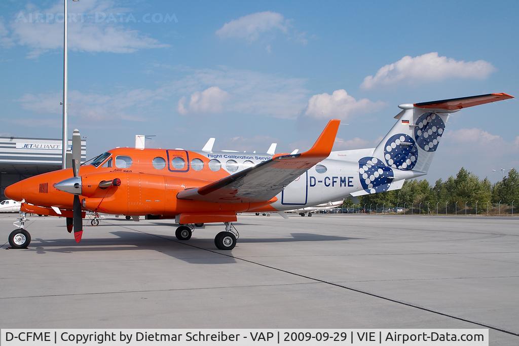 D-CFME, 2009 Hawker Beechcraft 350 King Air (B300) C/N FL-627, Beech 200