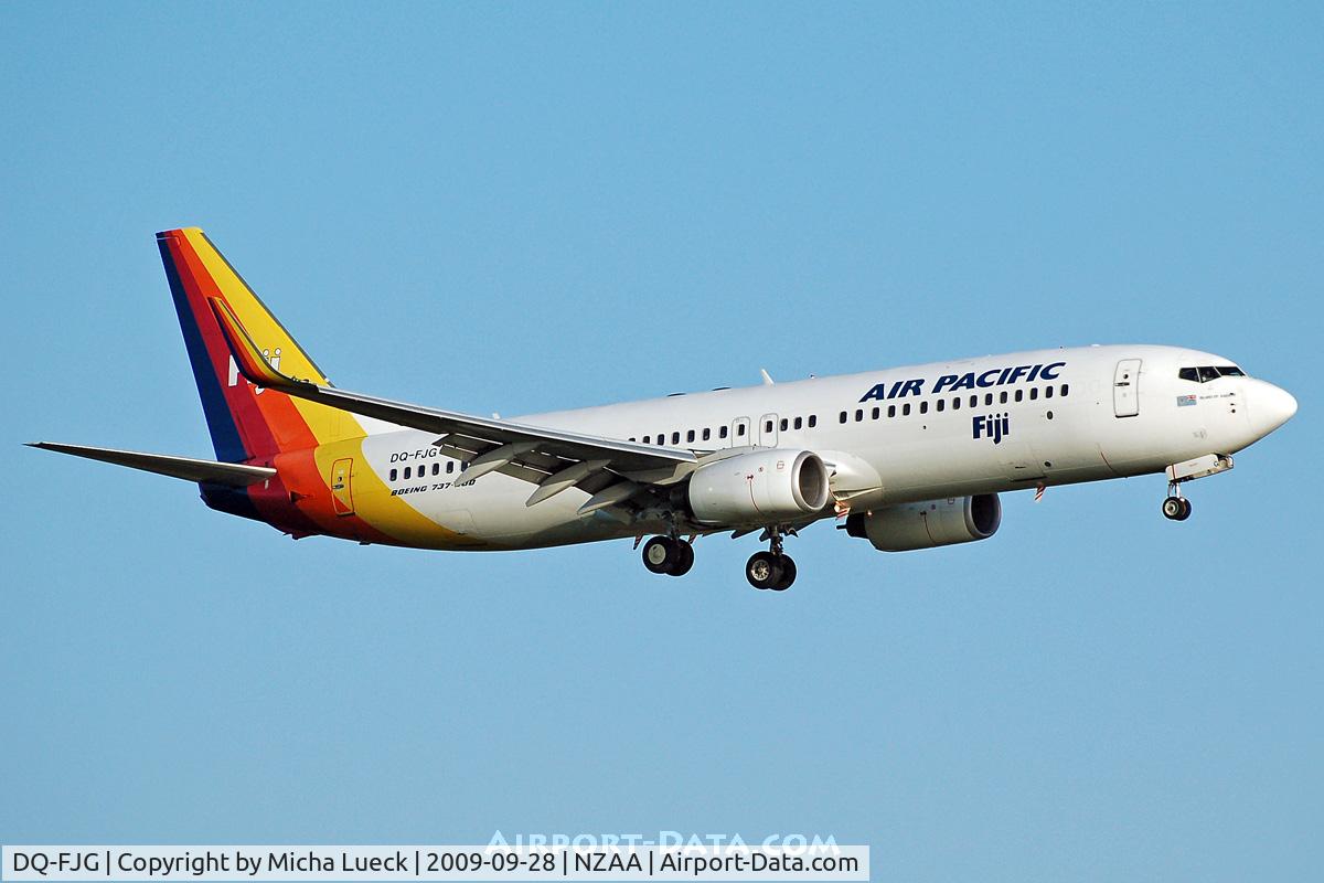 DQ-FJG, 1999 Boeing 737-8X2 C/N 29968, At Auckland