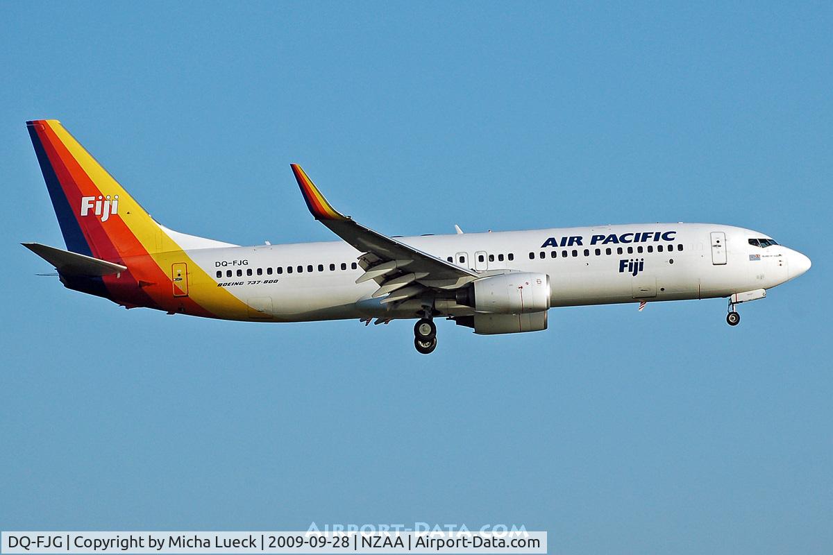 DQ-FJG, 1999 Boeing 737-8X2 C/N 29968, At Auckland
