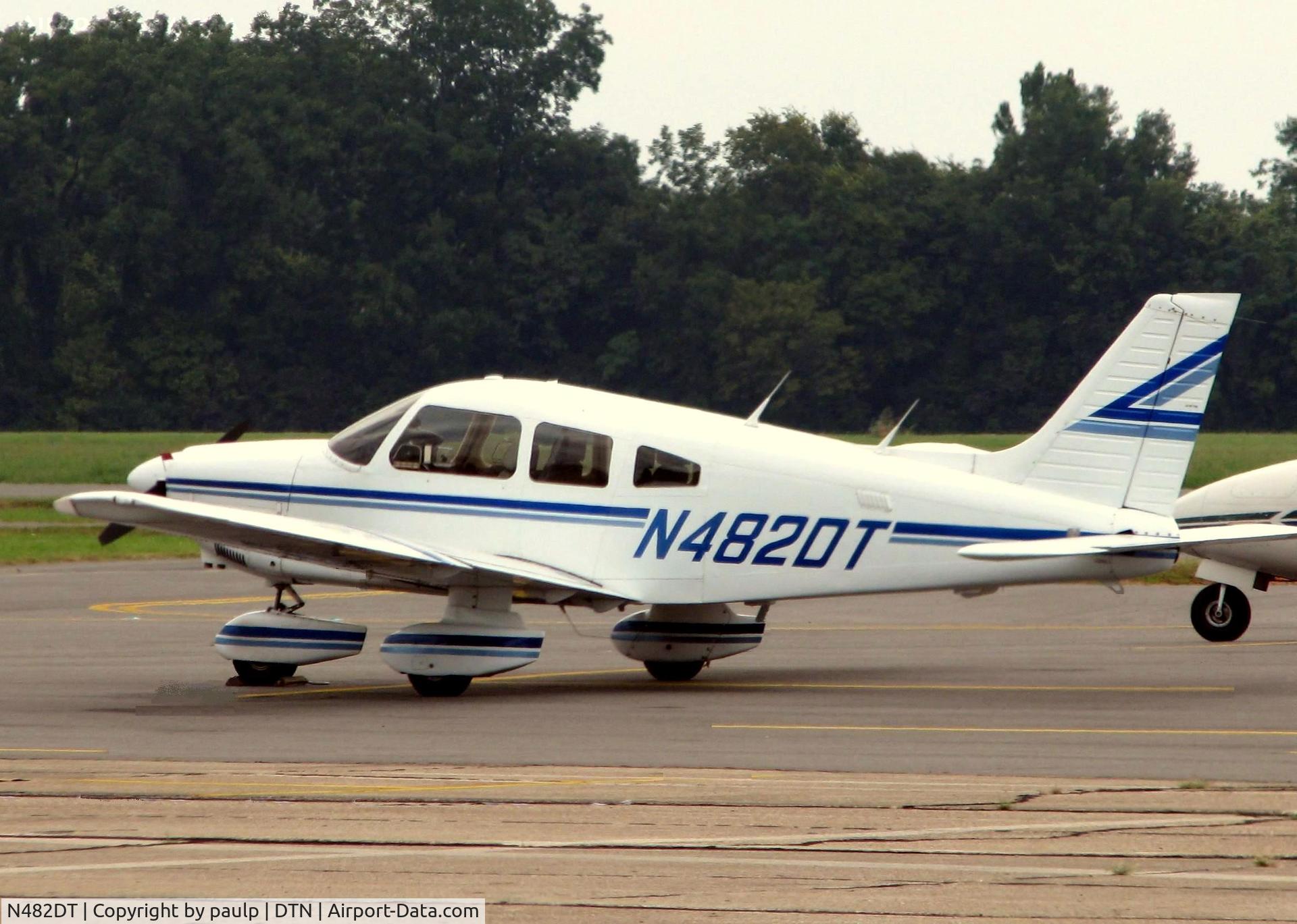 N482DT, 1984 Piper PA-28-181 C/N 28-8490071, At Downtown Shreveport.