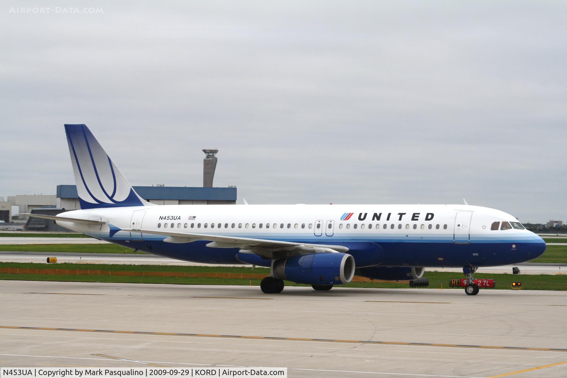 N453UA, 1999 Airbus A320-232 C/N 1001, Airbus A320