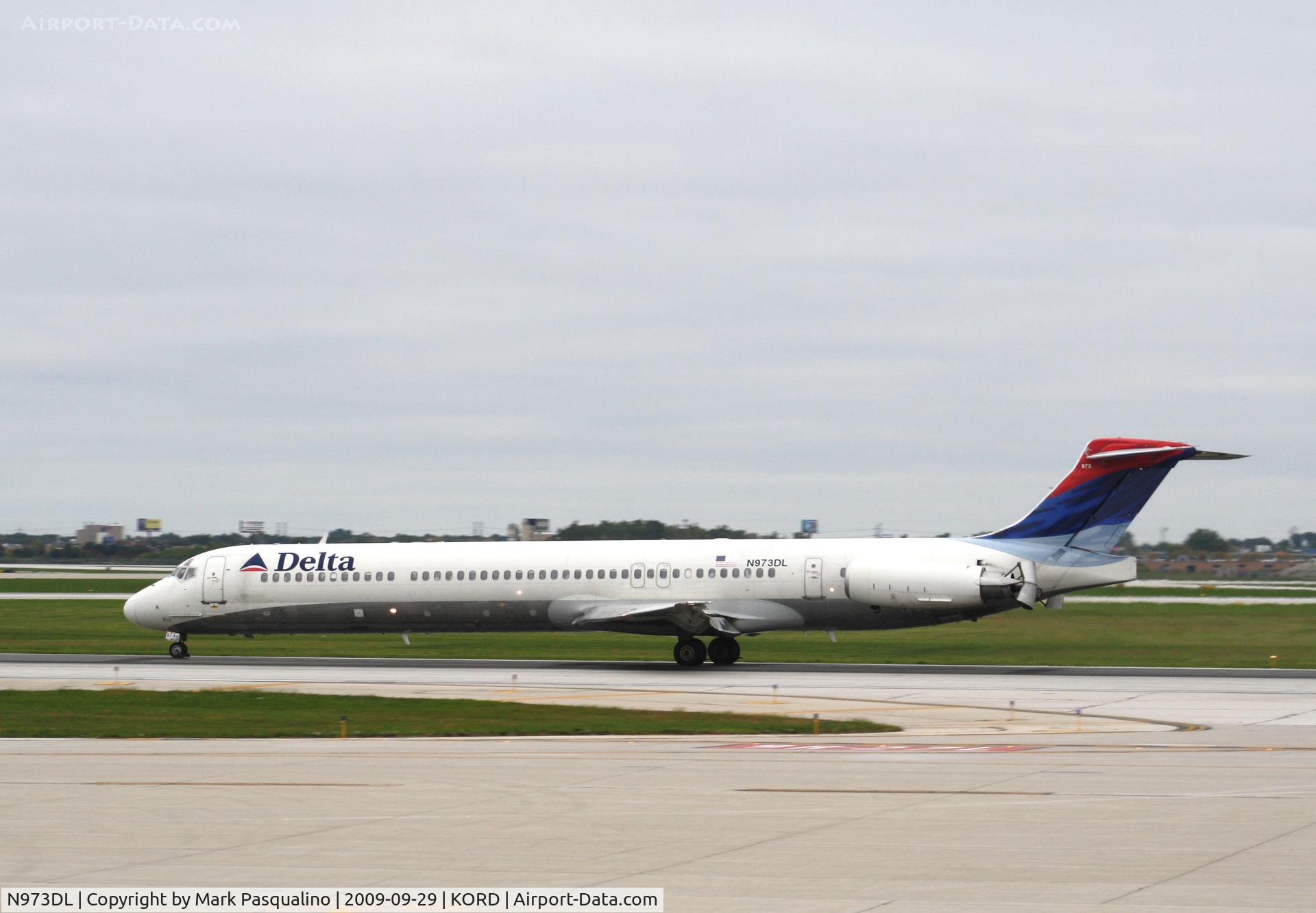 N973DL, 1991 McDonnell Douglas MD-88 C/N 53241, MD-88