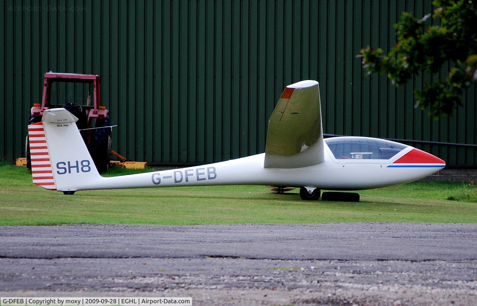 G-DFEB, Grob G-102 Club Astir IIIb C/N 5643CB, GROB G102 CLUB ASTIR IIIB at Lasham