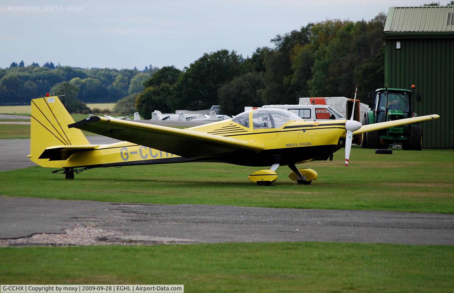 G-CCHX, 2003 Scheibe SF-25C Falke C/N 44694, Scheibe SF25C-2000 Falke at Lasham