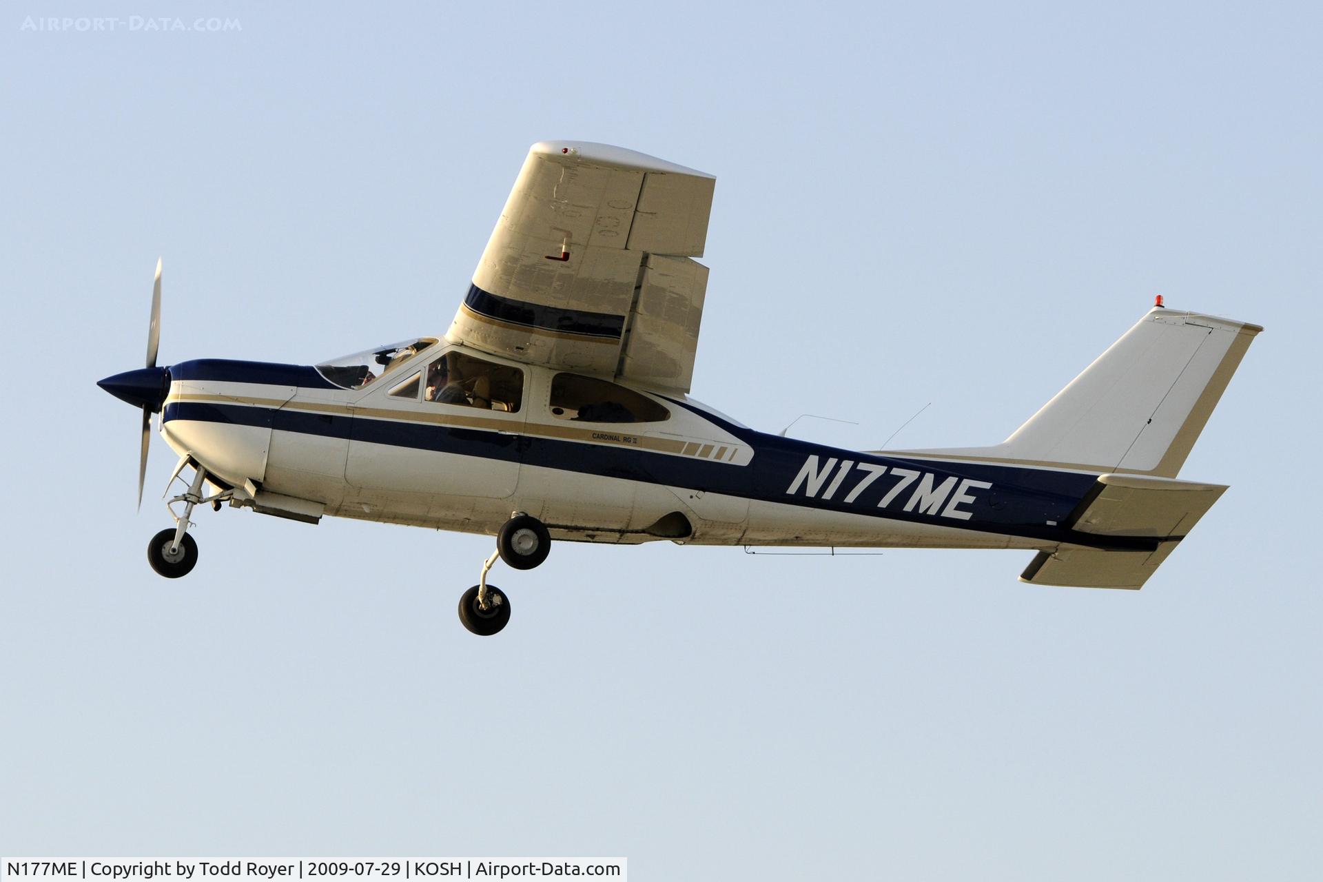 N177ME, 1976 Cessna 177RG Cardinal C/N 177RG0926, Departing OSH on 27