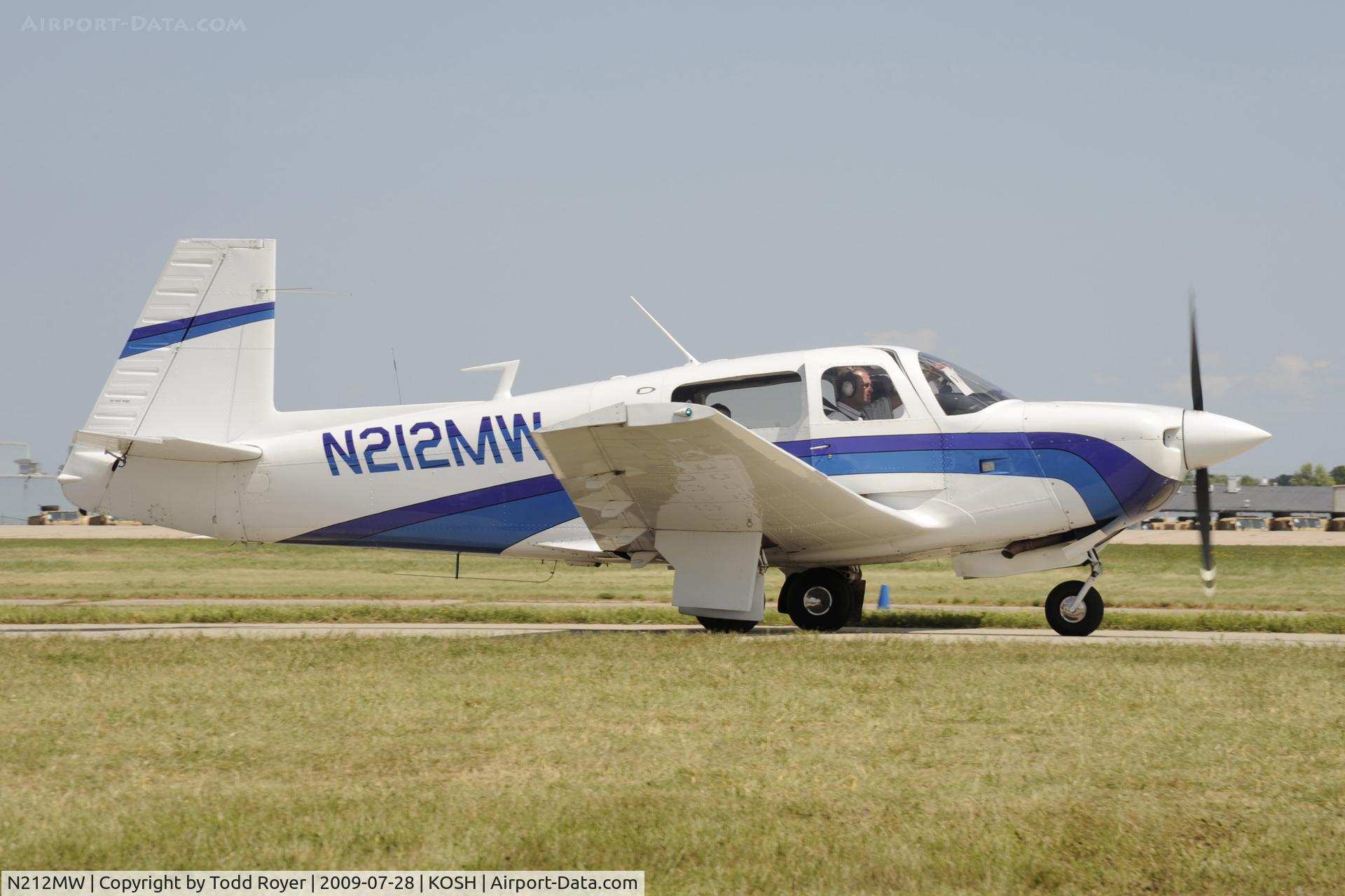 N212MW, 1969 Mooney M-20G Statesman C/N 690005, T