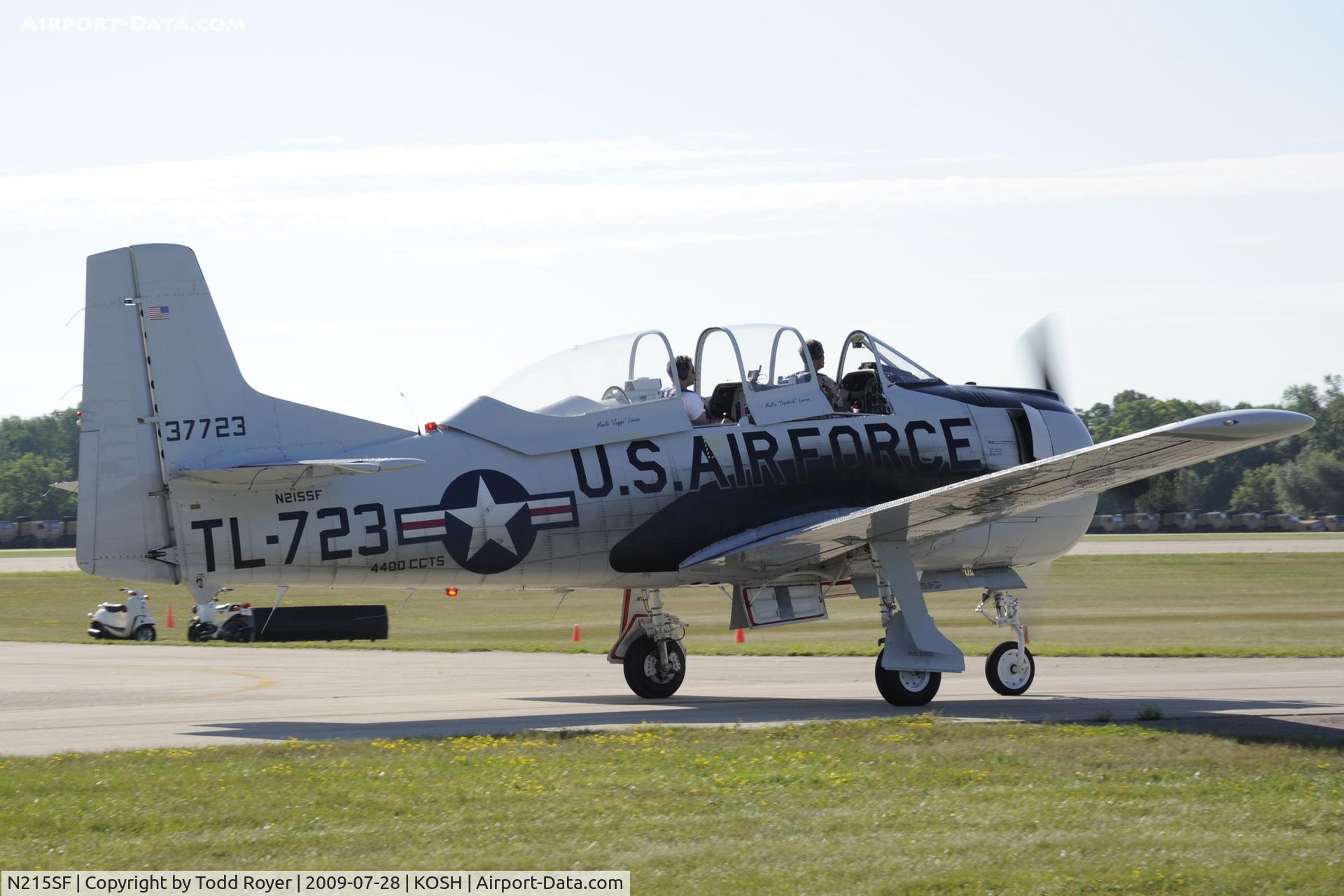 N215SF, 1955 North American T-28B Trojan C/N 200-86 (137723), Oshkosh EAA Fly-in 2009