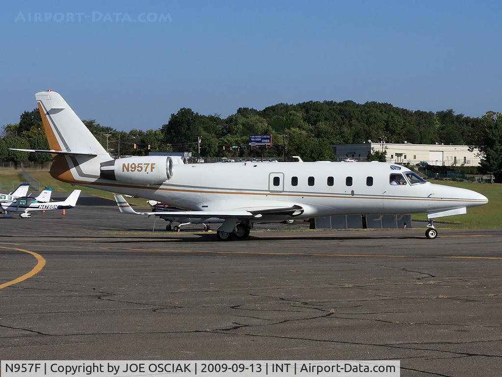 N957F, 1998 Israel Aircraft Industries IAI-1125A Astra SPX C/N 104, Leaving Winston-Salem
