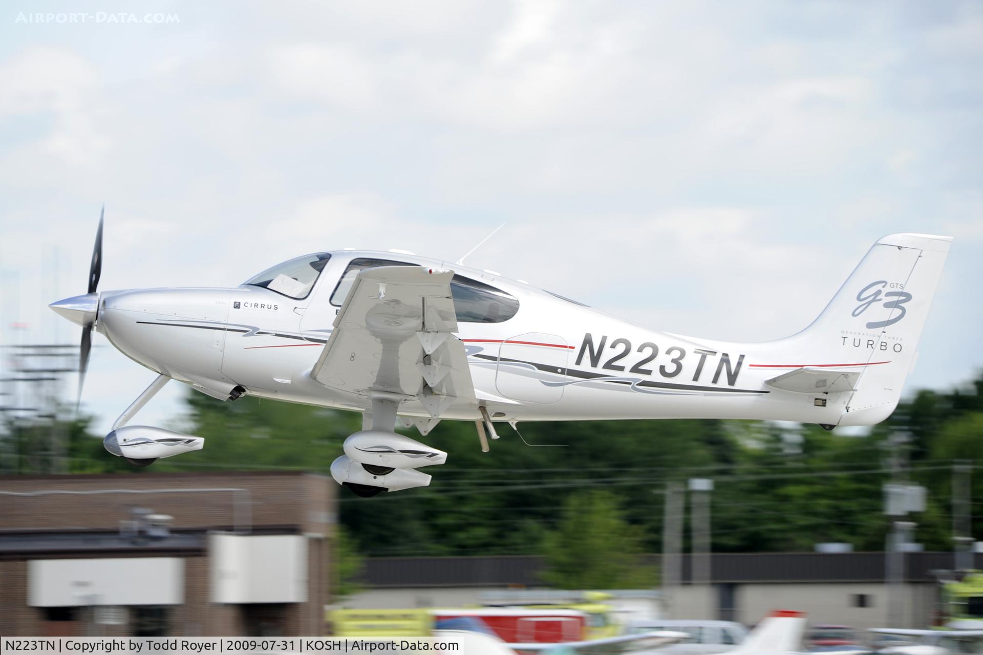 N223TN, 2007 Cirrus SR22 G3 GTS Turbo C/N 2698, Departing OSH on 27