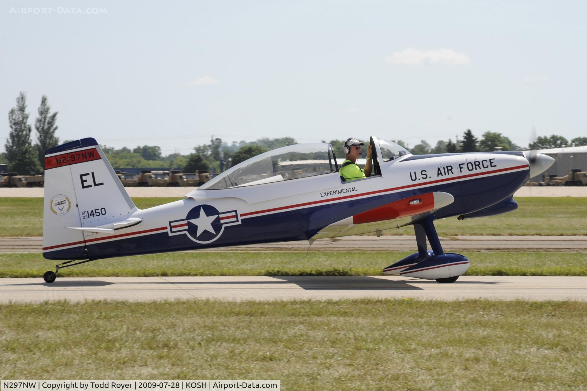 N297NW, 2003 Vans RV-8 C/N 81450, Taxi for departure