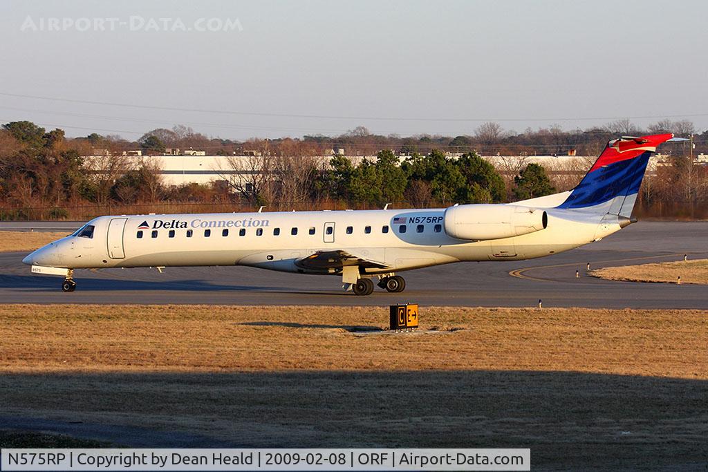 N575RP, 2004 Embraer ERJ-145LR (EMB-145LR) C/N 14500847, Delta Connection (Chautauqua Airlines) N575RP (FLT CHQ6021) taxiing to RWY 23 for departure to Cincinnati Northern Kentucky Itnt'l (KCVG).