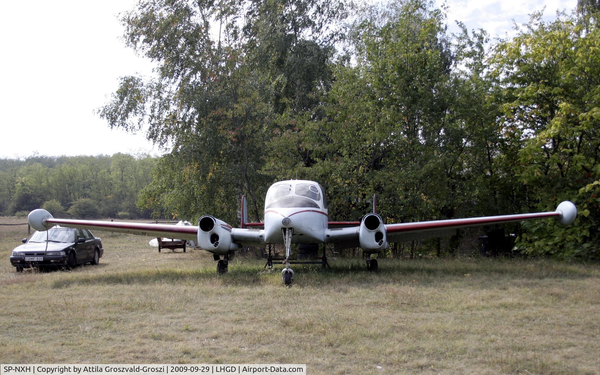 SP-NXH, 1962 Let L-200D Morava C/N 171304, Gödöllö Airport, Hungary