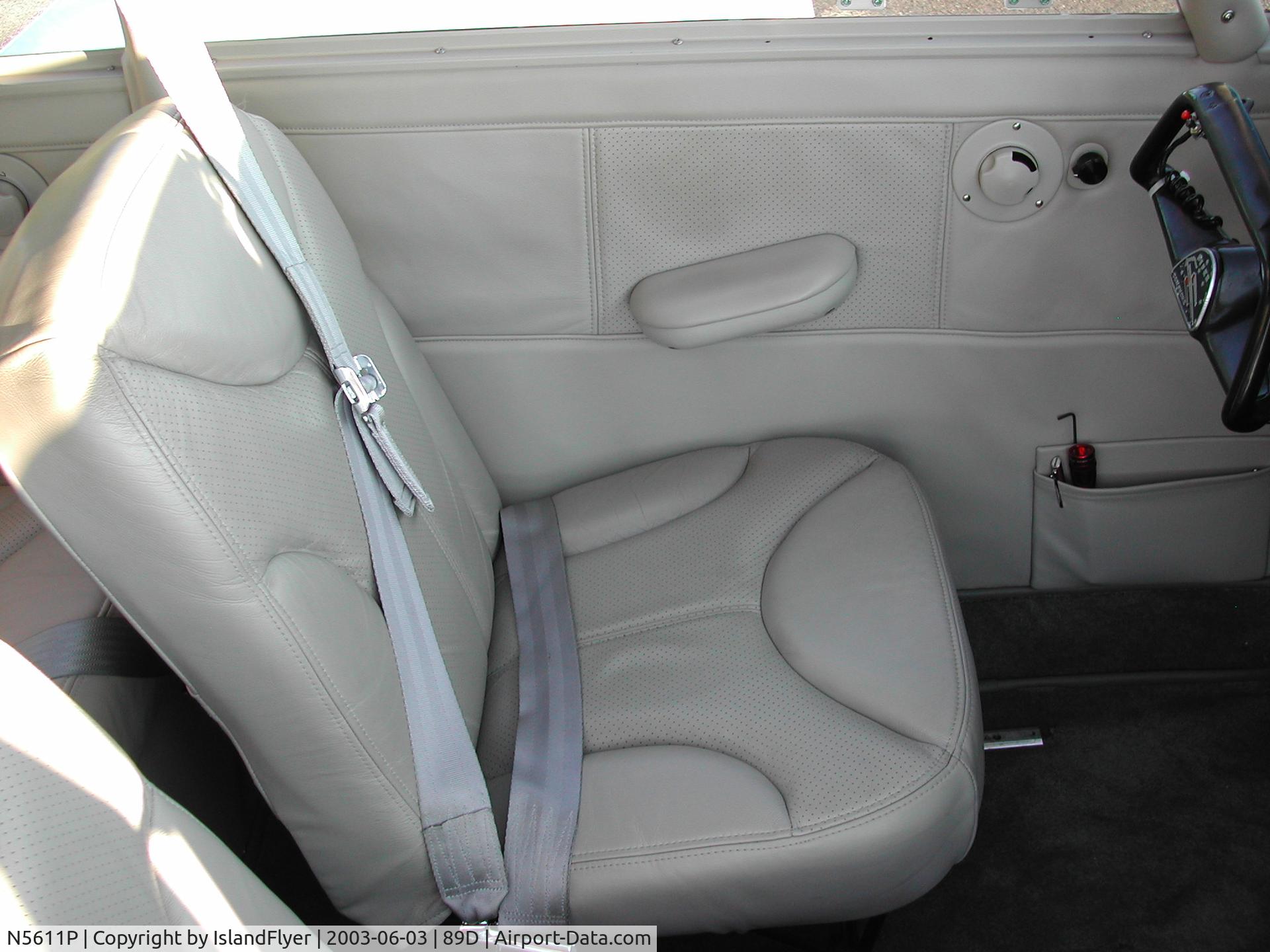 N5611P, 1959 Piper PA-24 C/N 24-679, Beautiful all leather interior of N5611P