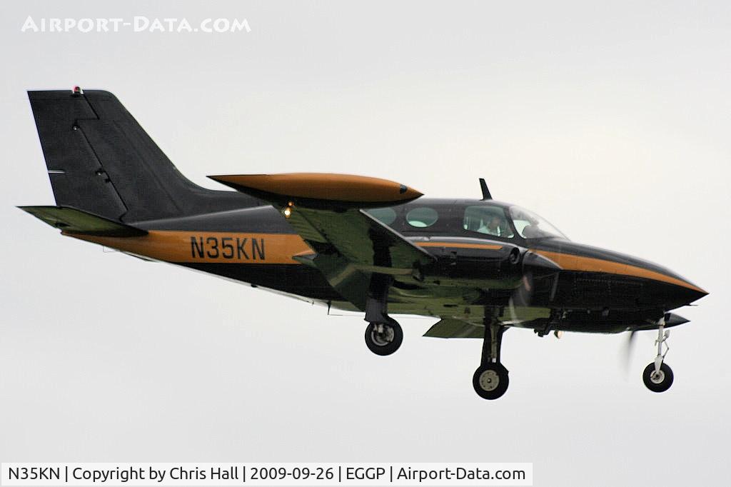 N35KN, 1967 Cessna 401 C/N 401-0082, Arriving at Liverpool Airport