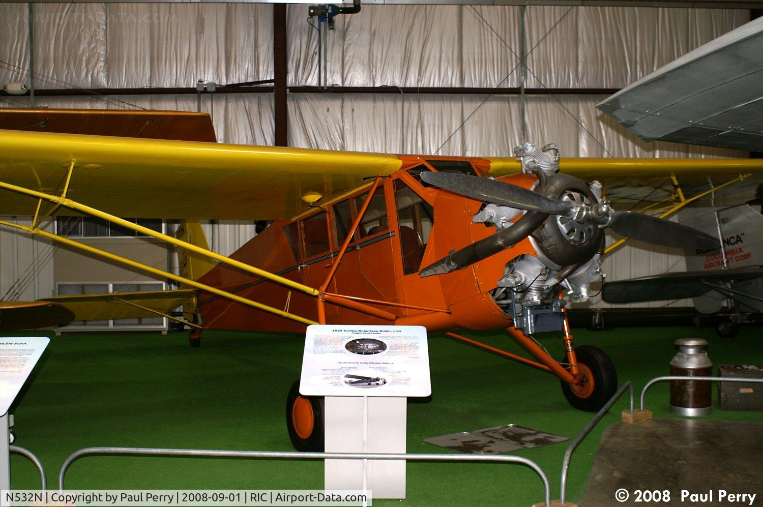 N532N, 1929 Curtiss-Wright Robin C/N 733, Vibrant, bold colors on this antique