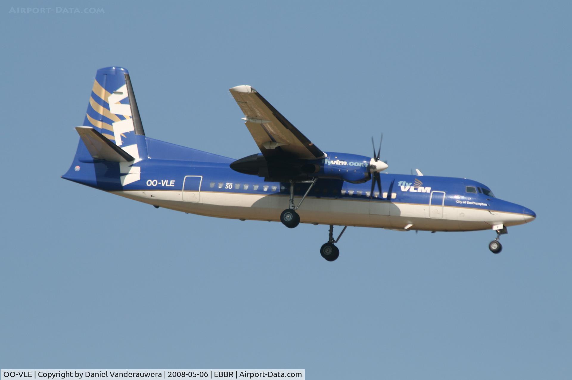 OO-VLE, 1988 Fokker 50 C/N 20132, arrival of flight VG152 to rwy 02