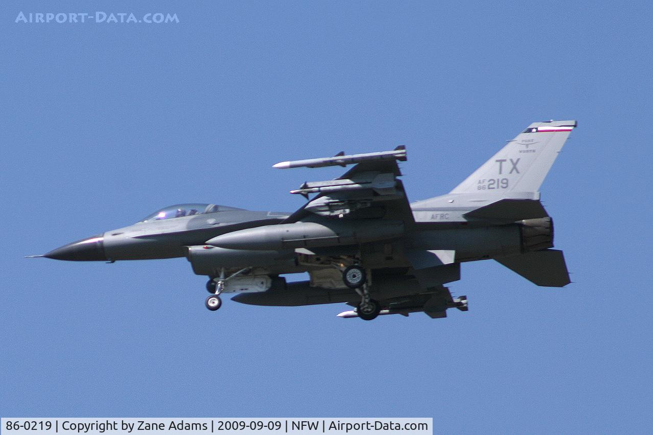 86-0219, 1986 General Dynamics F-16C Fighting Falcon C/N 5C-325, USAF F-16C at Carswell / NAS Ft. Worth