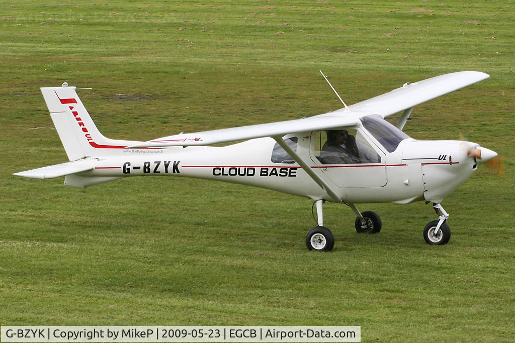 G-BZYK, 2002 Jabiru UL-450 C/N PFA 274A-13227, Lunch stop on the way North.