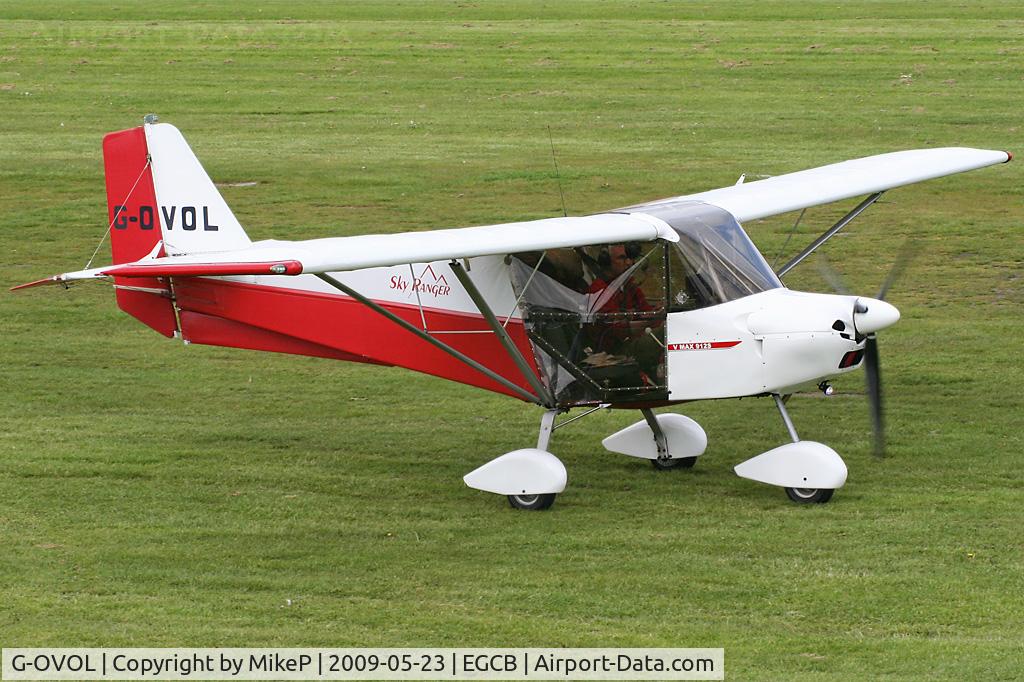 G-OVOL, 2005 Skyranger Swift 912S(1) C/N BMAA/HB/447, Lunch stop on the way North.