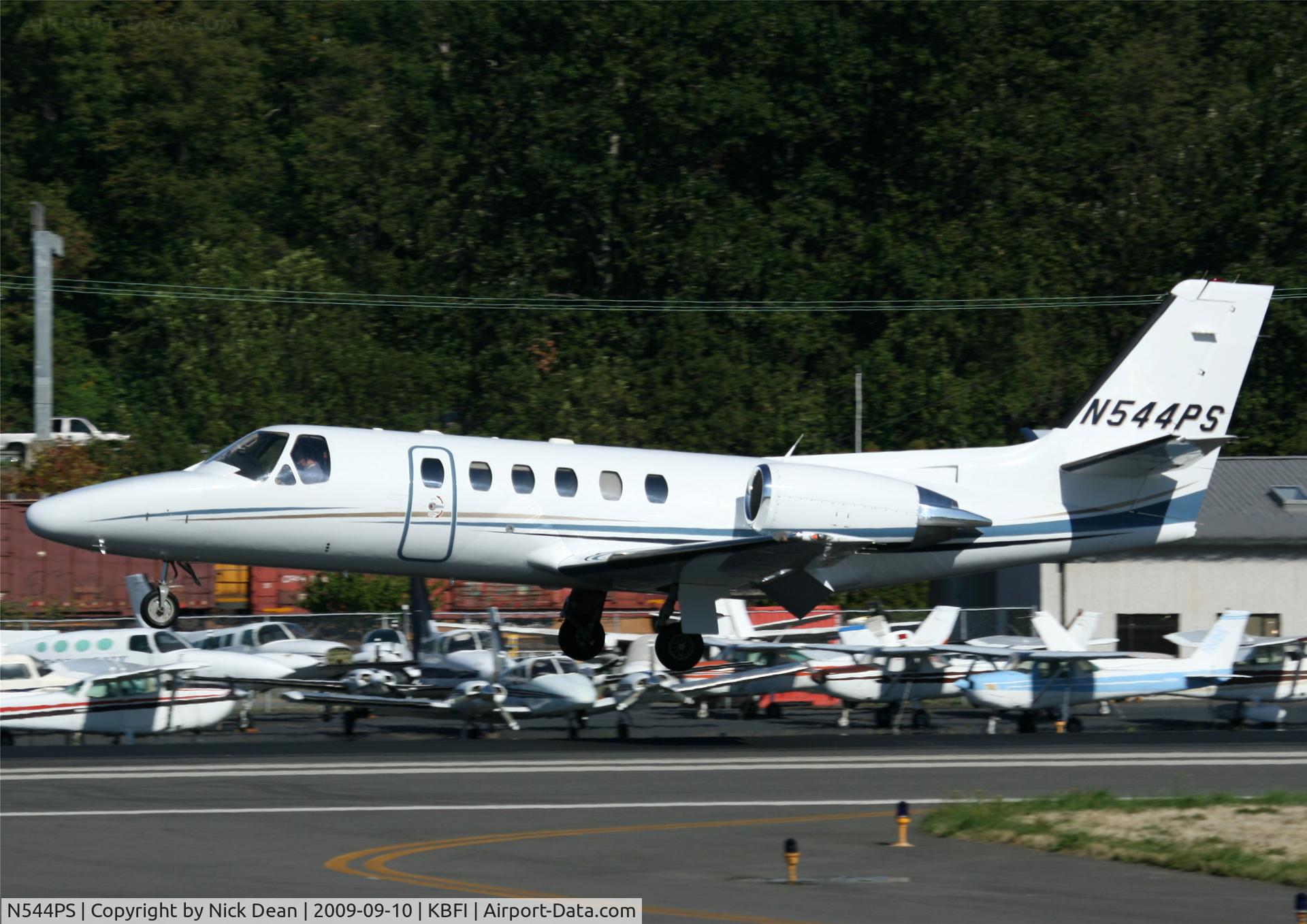 N544PS, 2002 Cessna 550 C/N 550-1010, KBFI