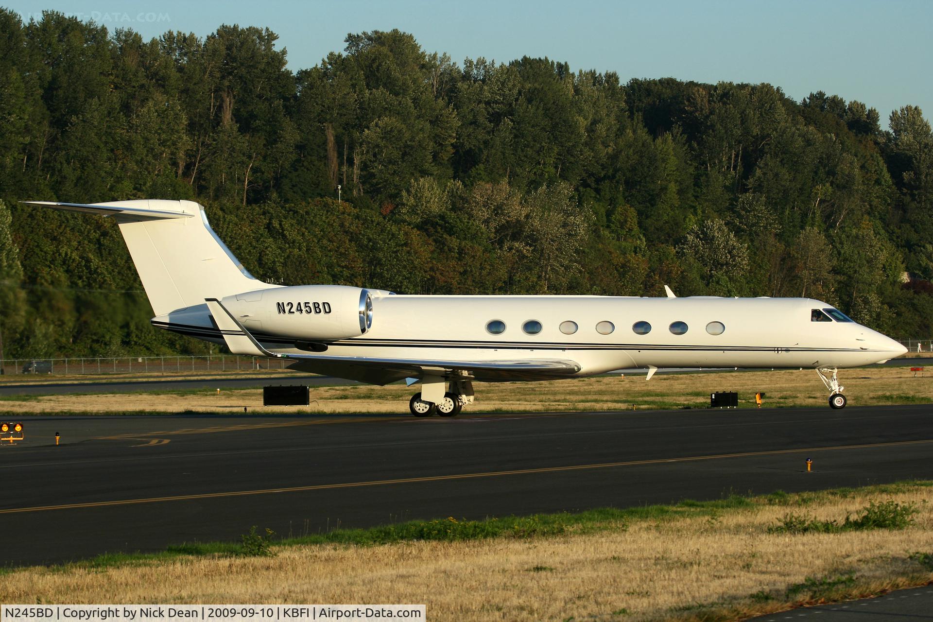 N245BD, 2007 Gulfstream Aerospace GV-SP (G550) C/N 5165, KBFI