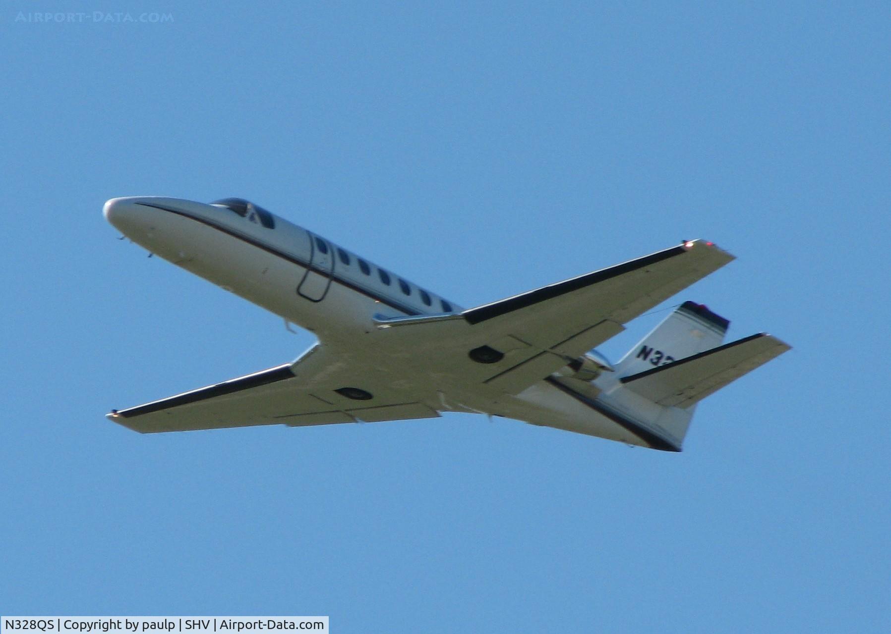 N328QS, 1997 Cessna 560 C/N 560-0428, Off of runway 05 at Shreveport Regional.