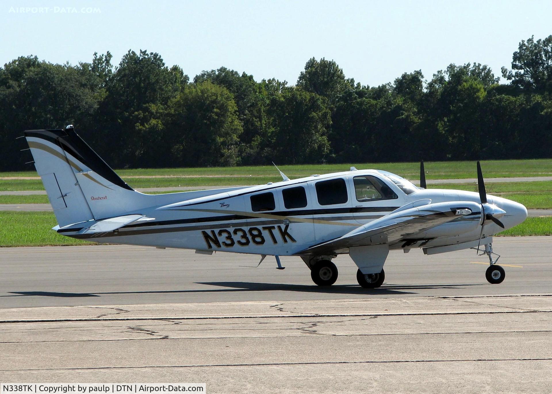 N338TK, 2001 Raytheon Aircraft Company 58 C/N TH-1991, At Downtown Shreveport.