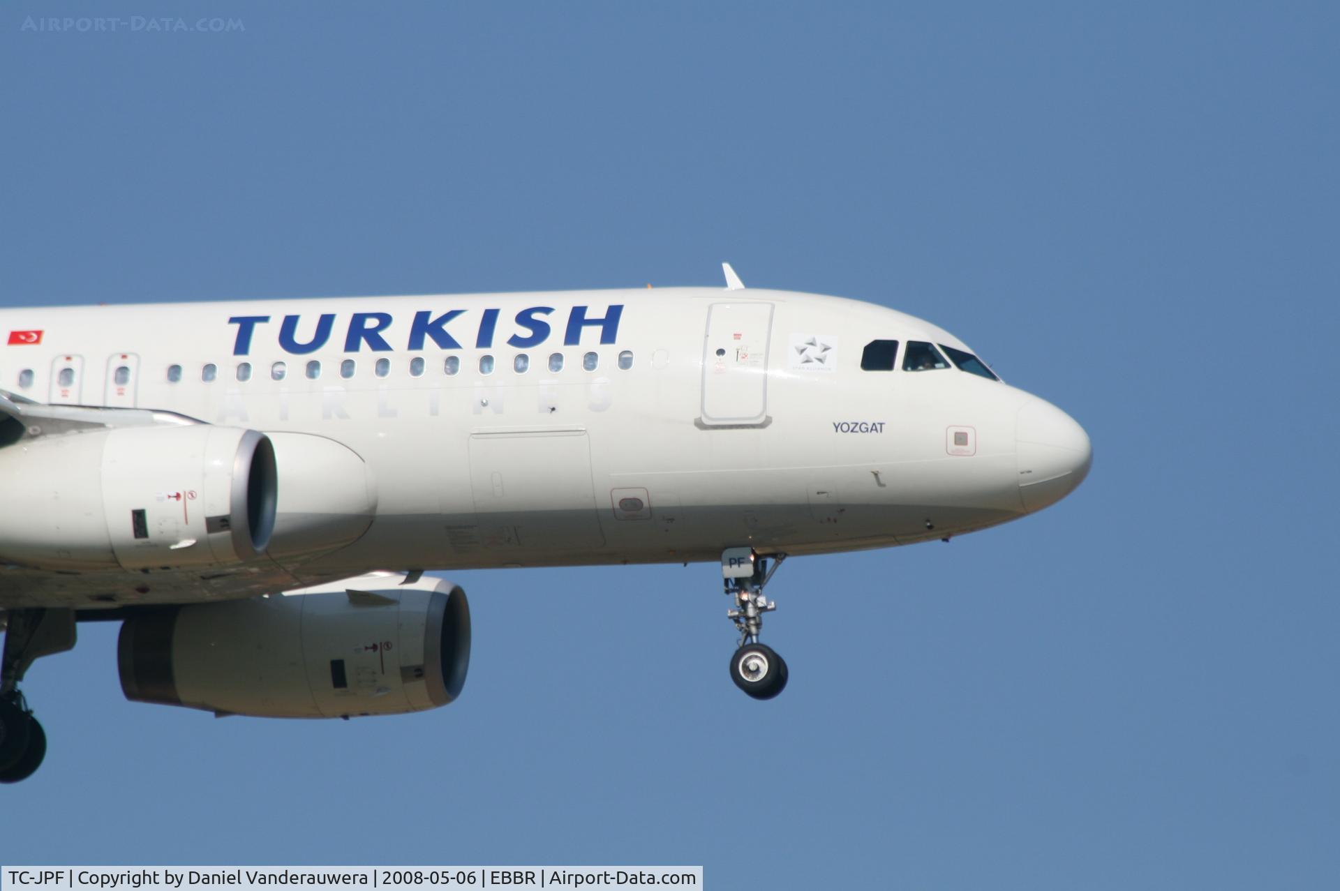 TC-JPF, 2006 Airbus A320-232 C/N 2984, arrival of flight TK1937 to rwy 02