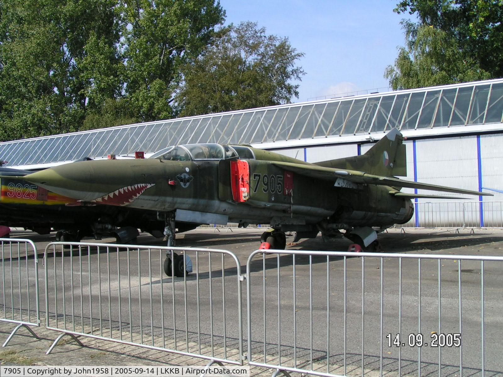 7905, 1979 Mikoyan-Gurevich MiG-23UB C/N A1037905s, Another Mig 23, another 