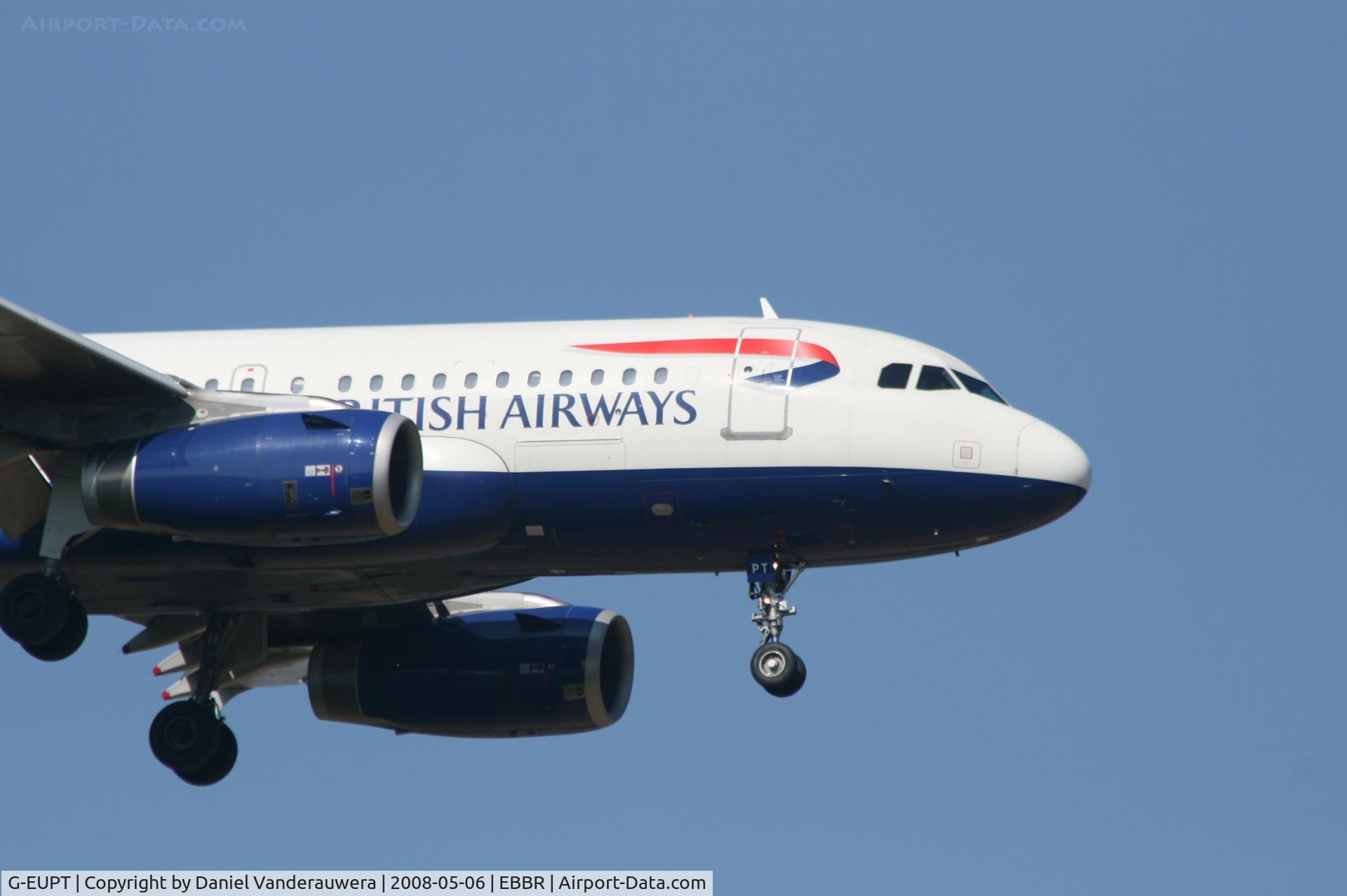 G-EUPT, 2000 Airbus A319-131 C/N 1380, Flight BA392 is descending to rwy 02