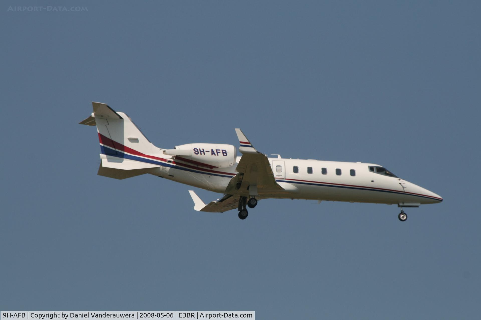 9H-AFB, 2007 Learjet 60 C/N 60-327, descending to rwy 02