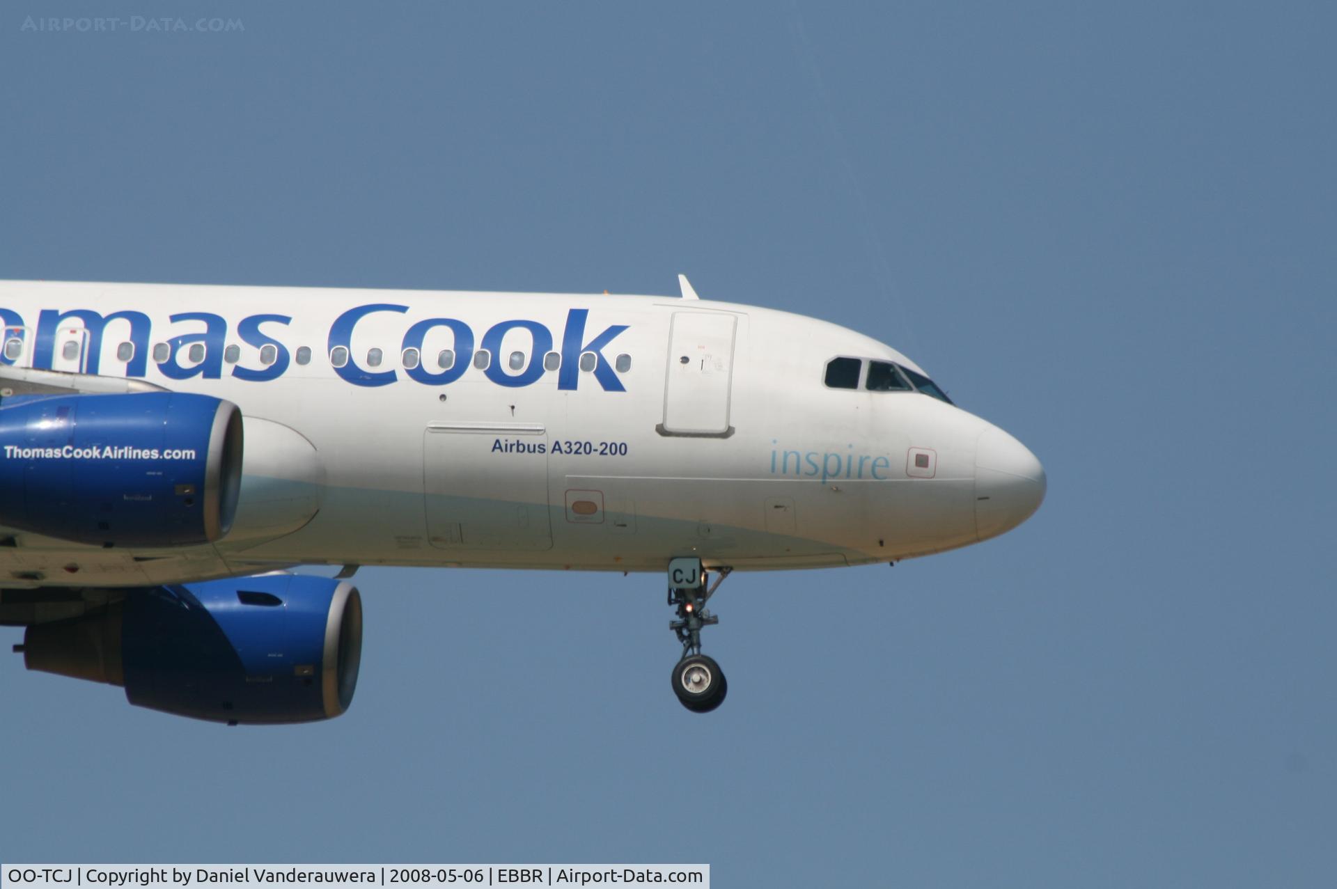 OO-TCJ, 2002 Airbus A320-214 C/N 1787, descending to rwy 02